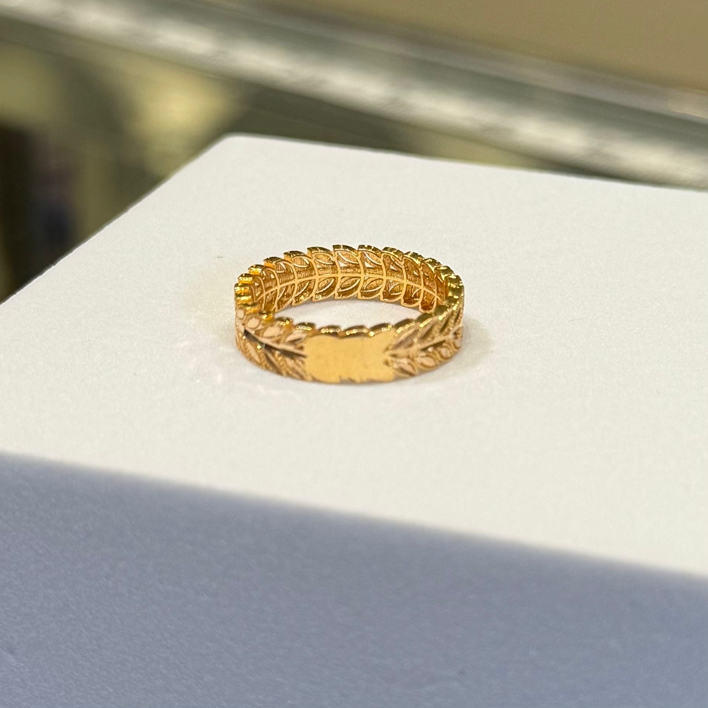 21K Gold Band Size 5