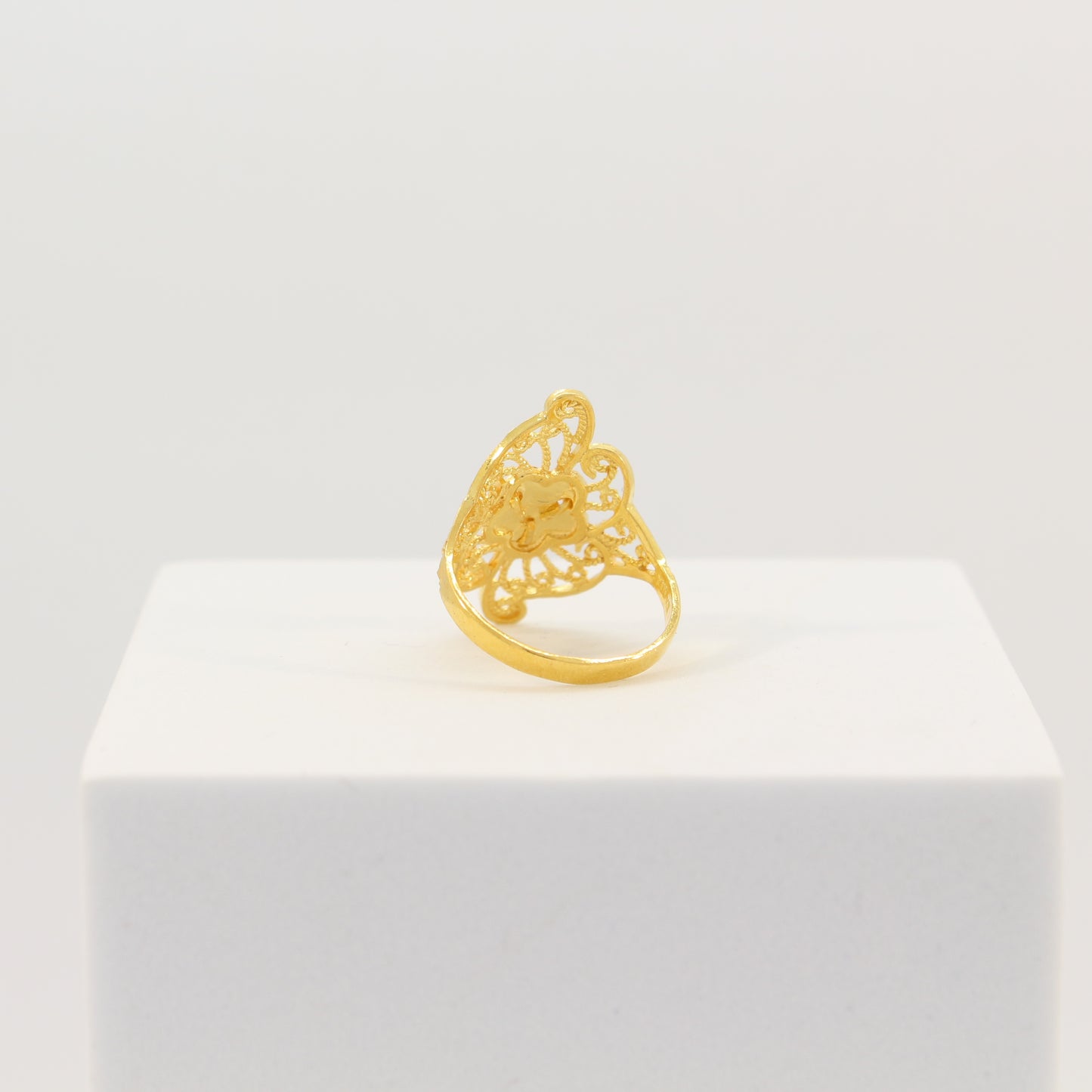 21K Gold Ring (Sz 5-7)