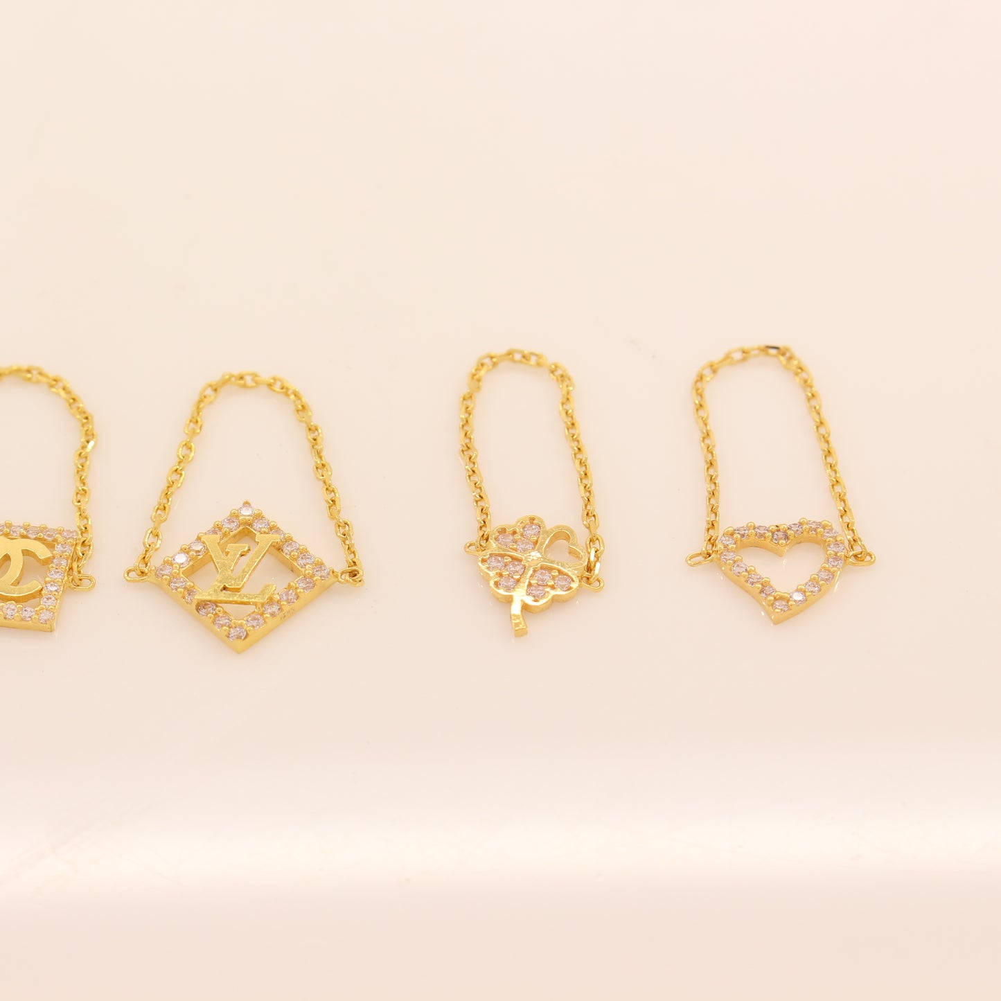 21K Gold Chain Rings Size 6