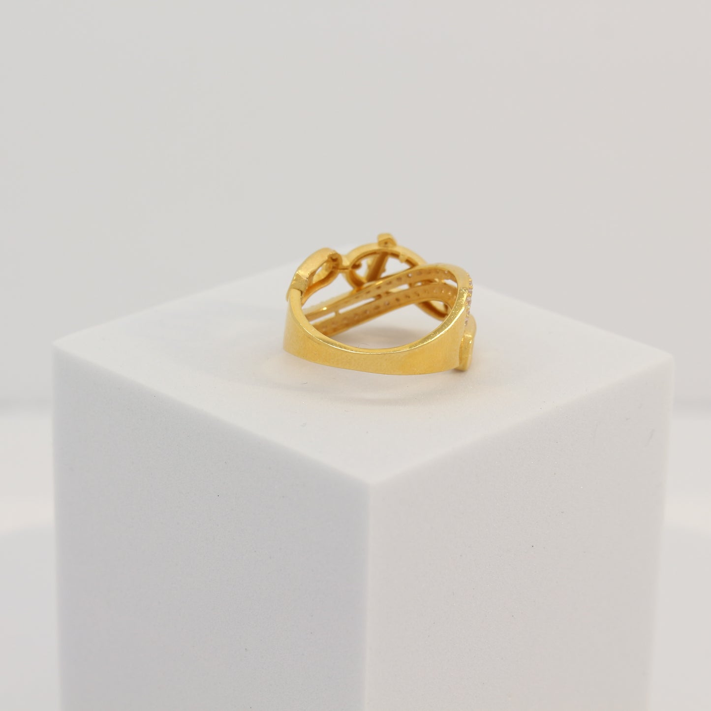 21K Gold Crisscross Ring (Size 6)