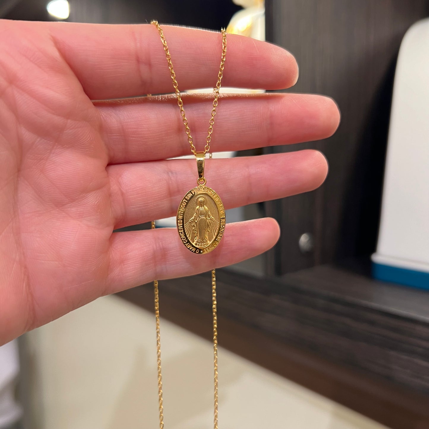 21K Gold Miraculous Medal Necklace (Virgin Mary)