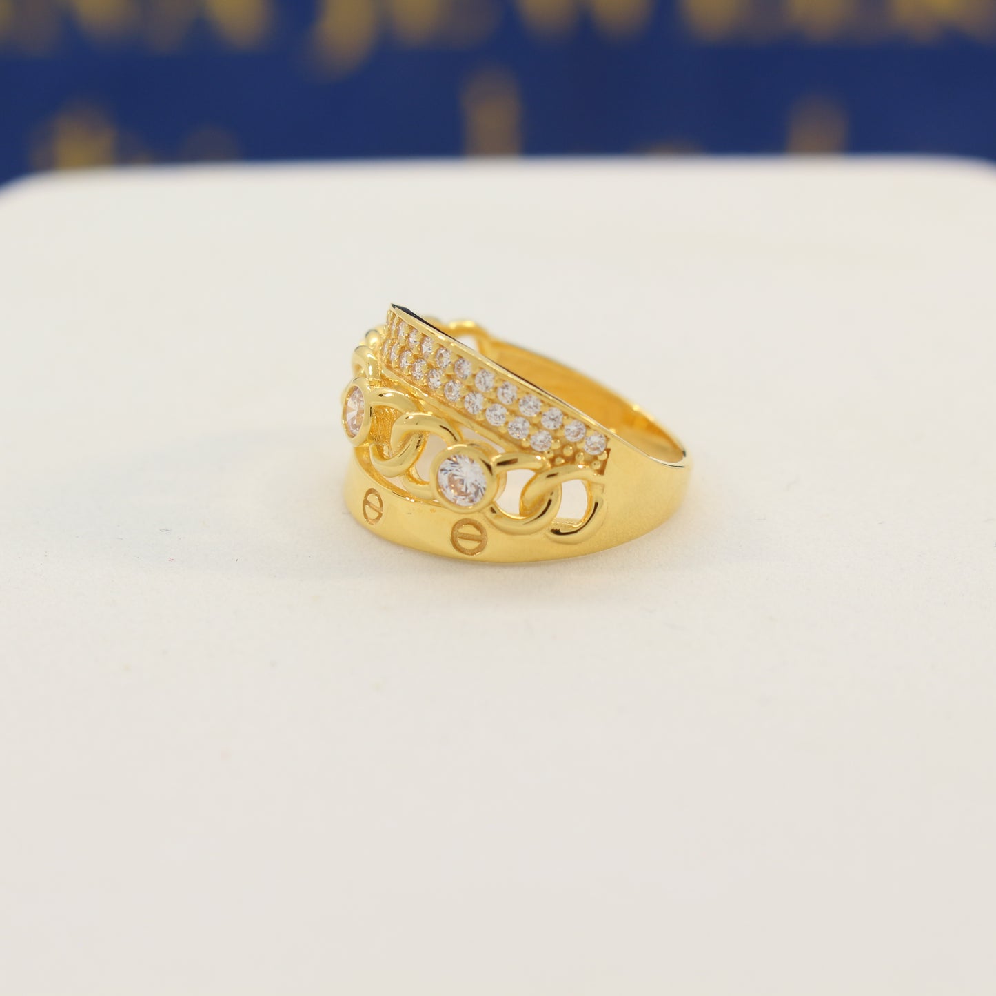 21K Gold Ring (size 6)