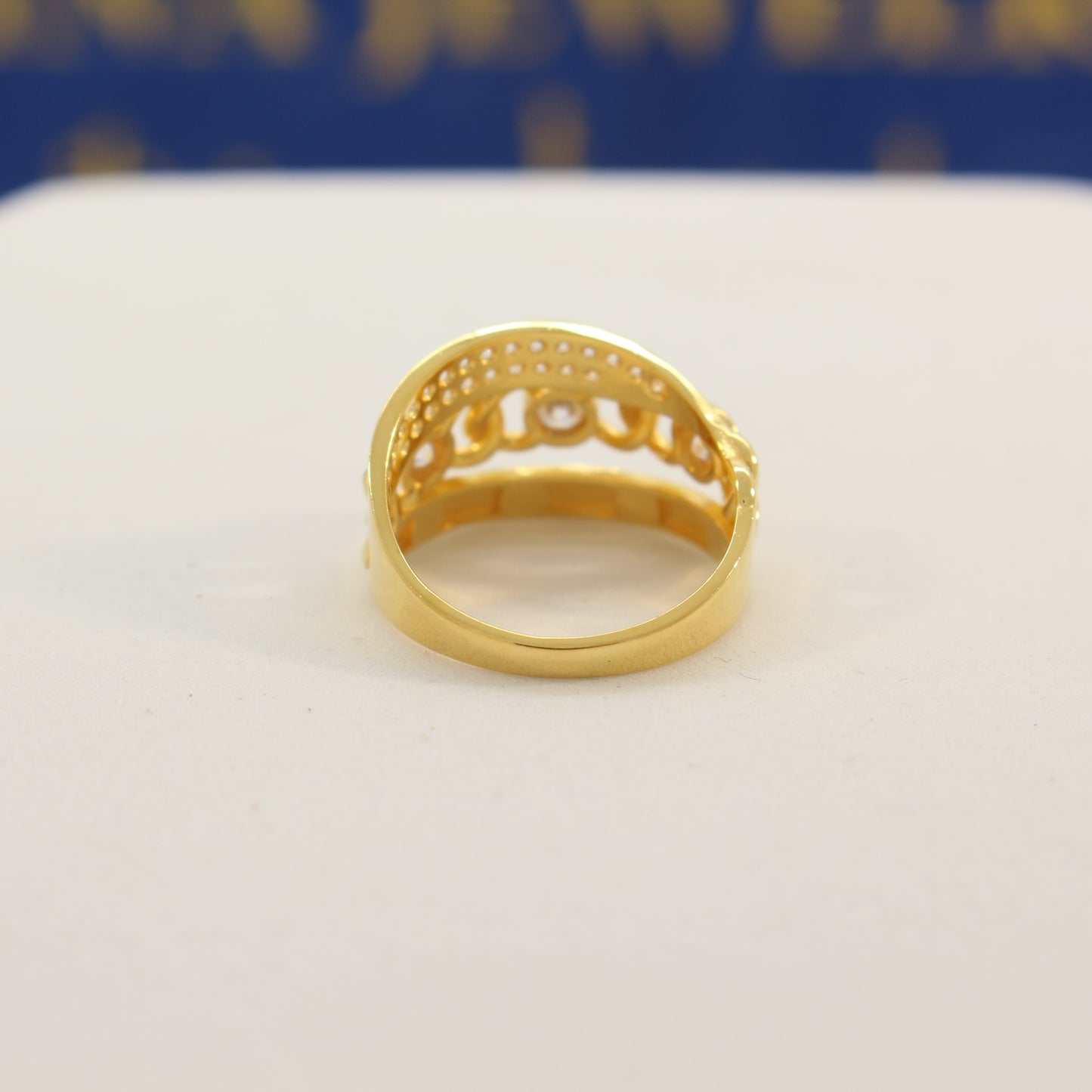 21K Gold Ring (size 6)