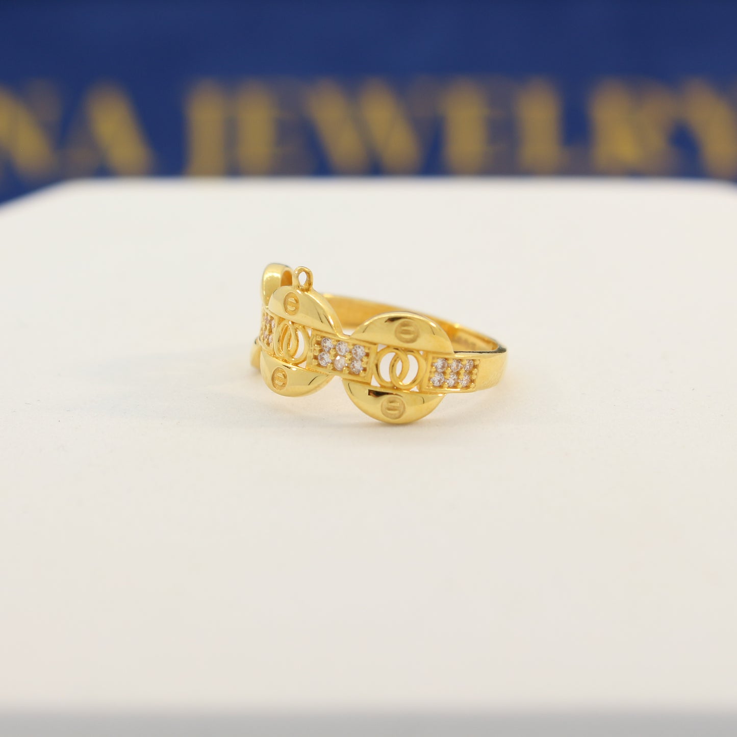 21K Gold Ring (size 7)