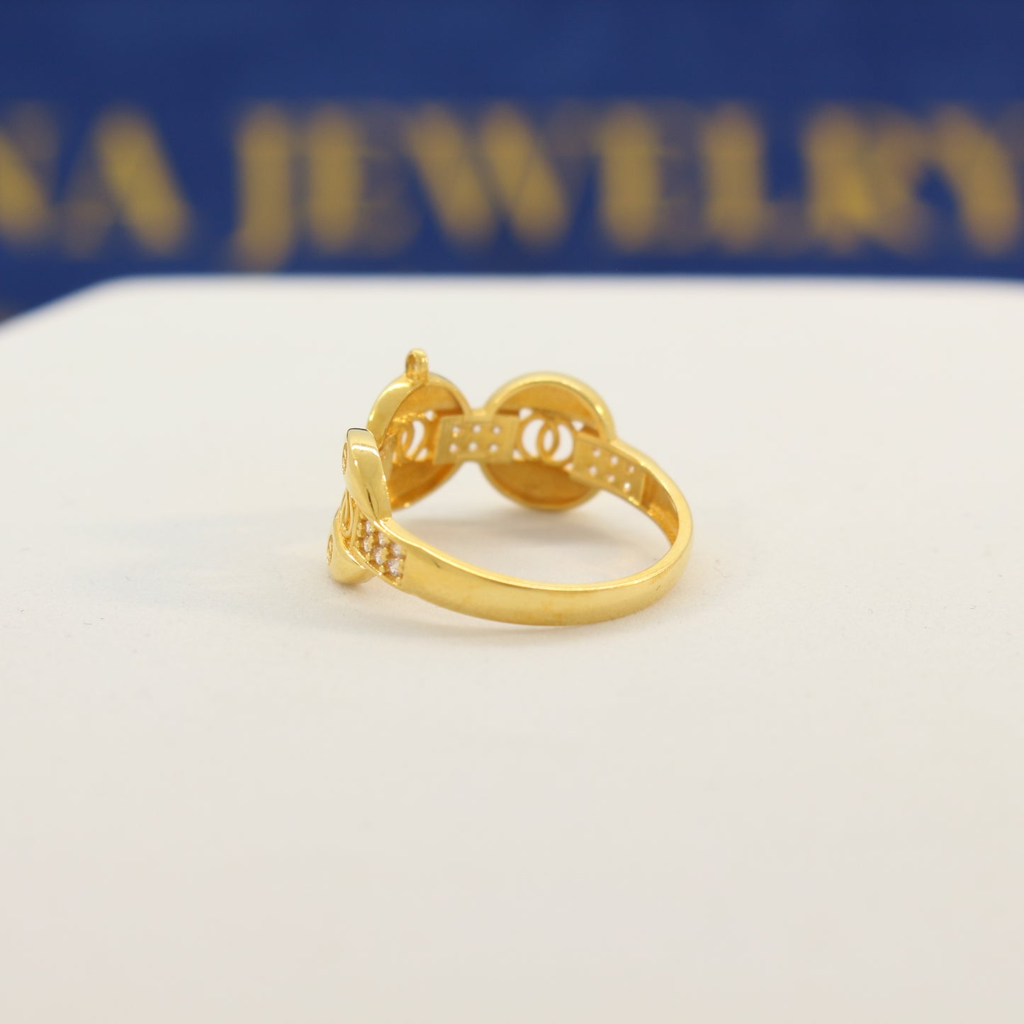 21K Gold Ring (size 7)