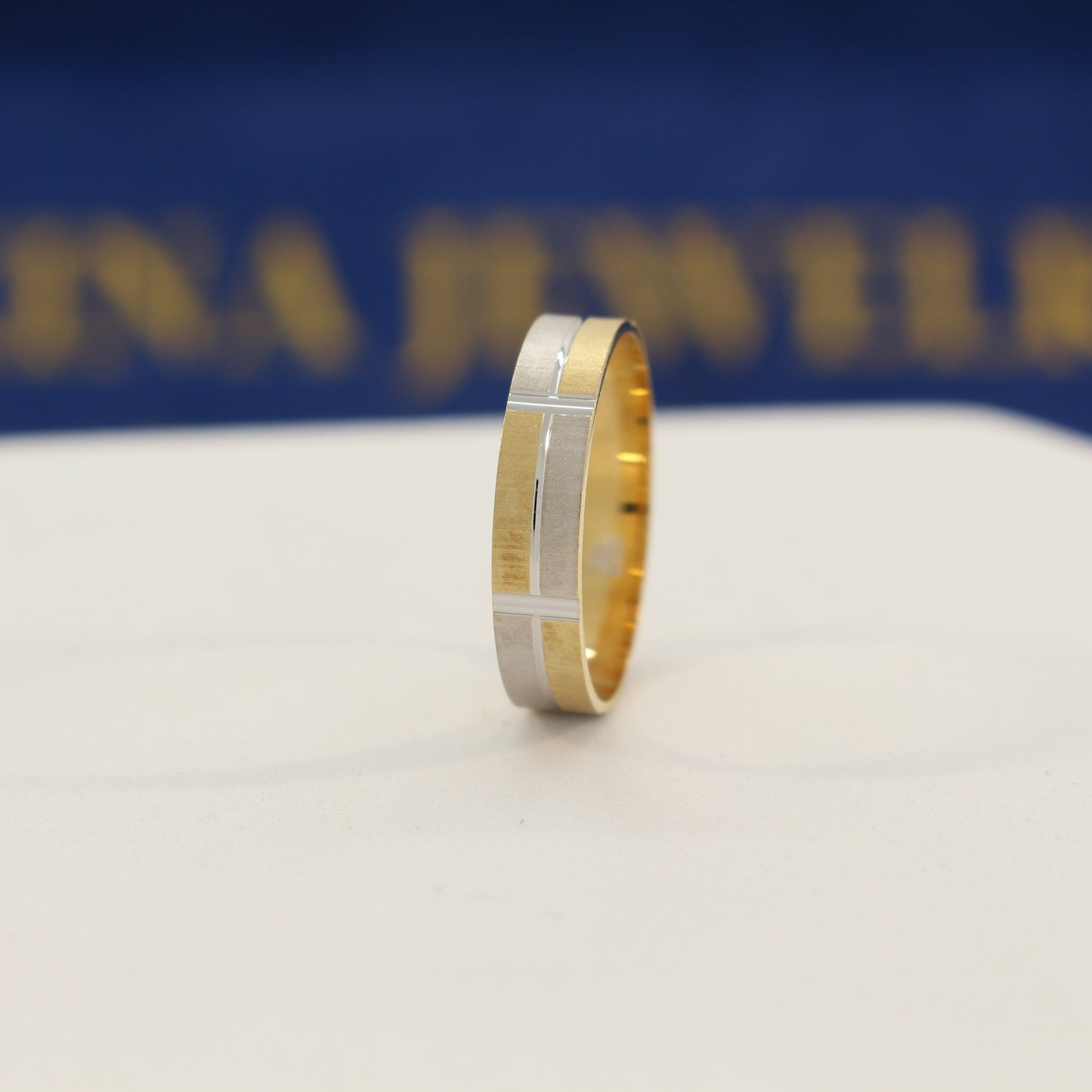 18K Gold Band (size 8.5)