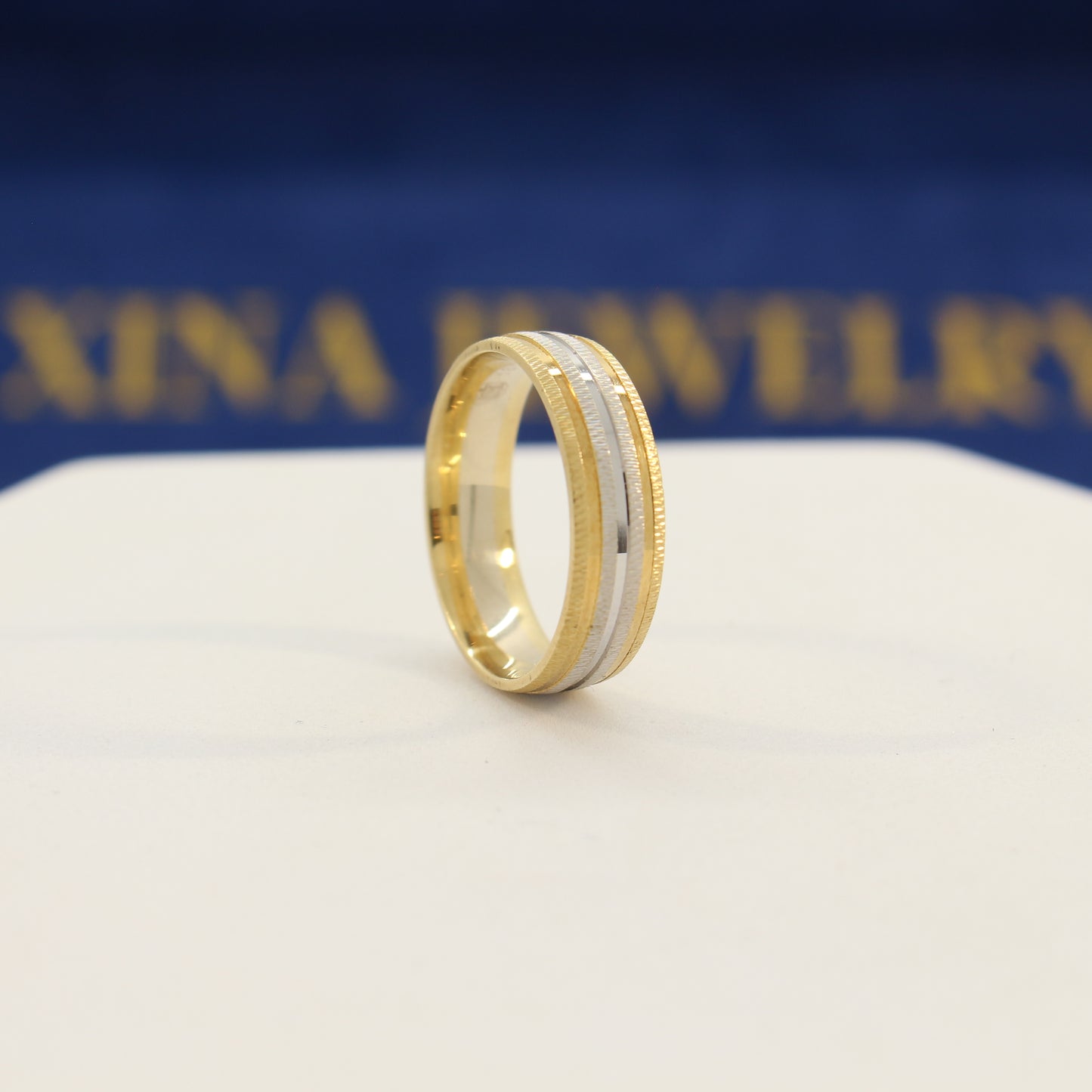 18K Gold Band (size 8.5)