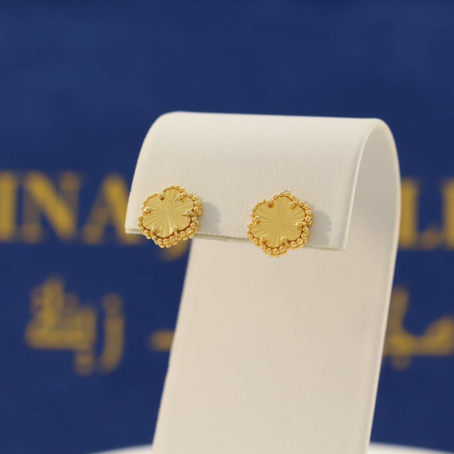 21K Gold Stud Earrings