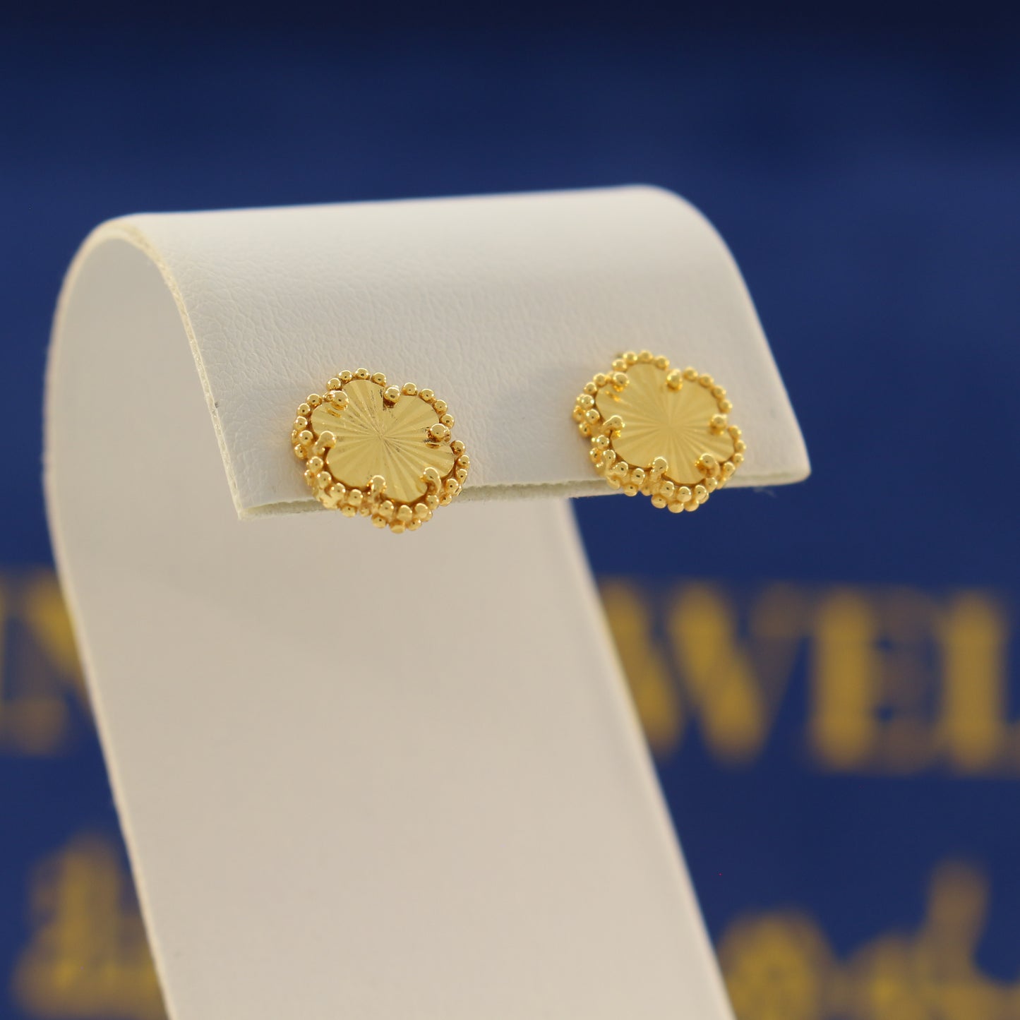 21K Gold Stud Earrings