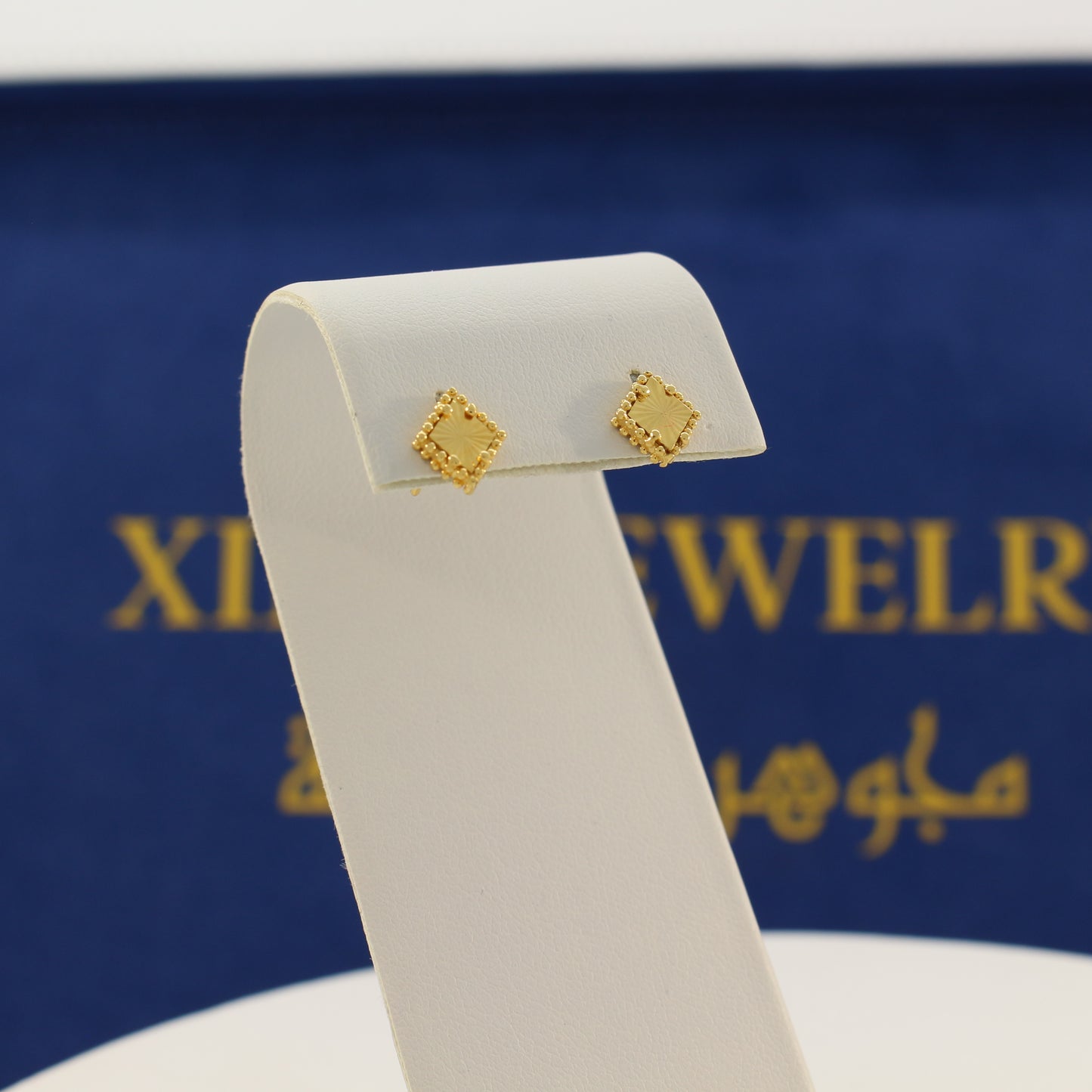 21K Gold Stud Earrings