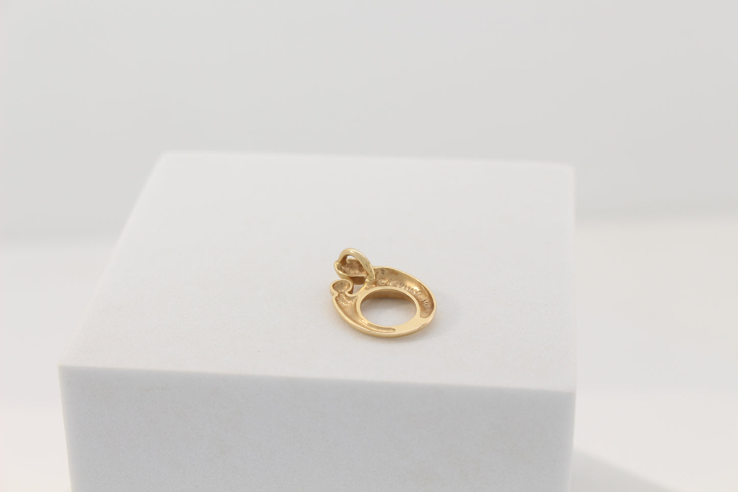 14K Mom & Daughter Pendant