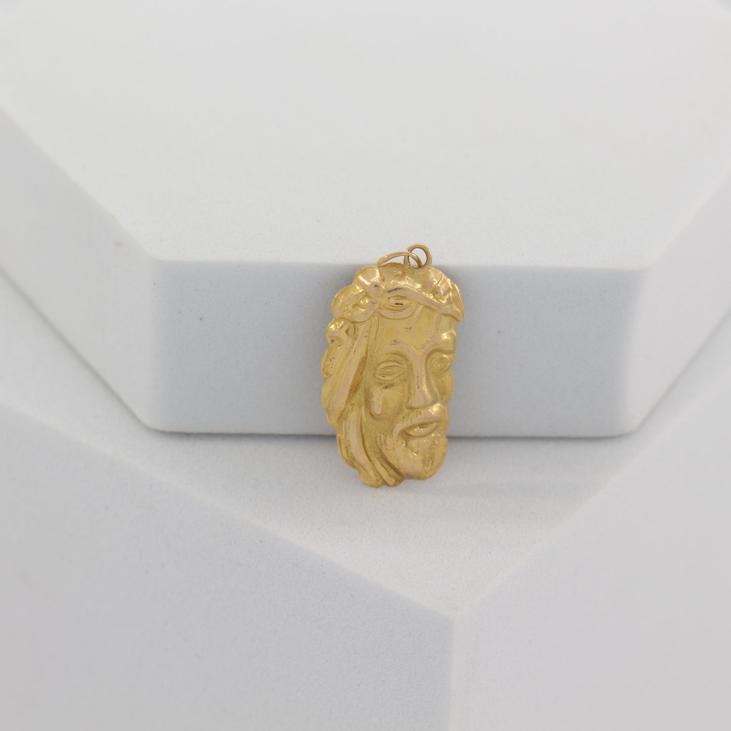 18K Jesus Pendant