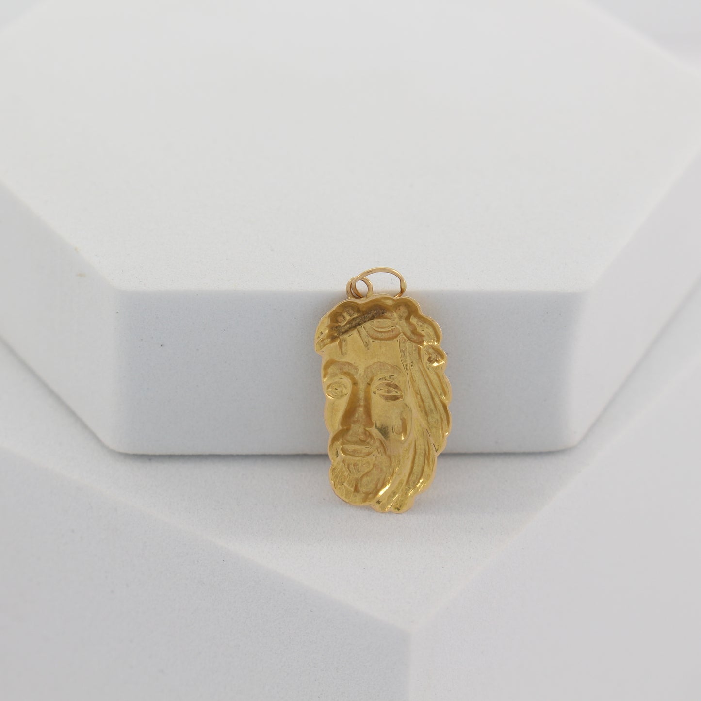 18K Jesus Pendant
