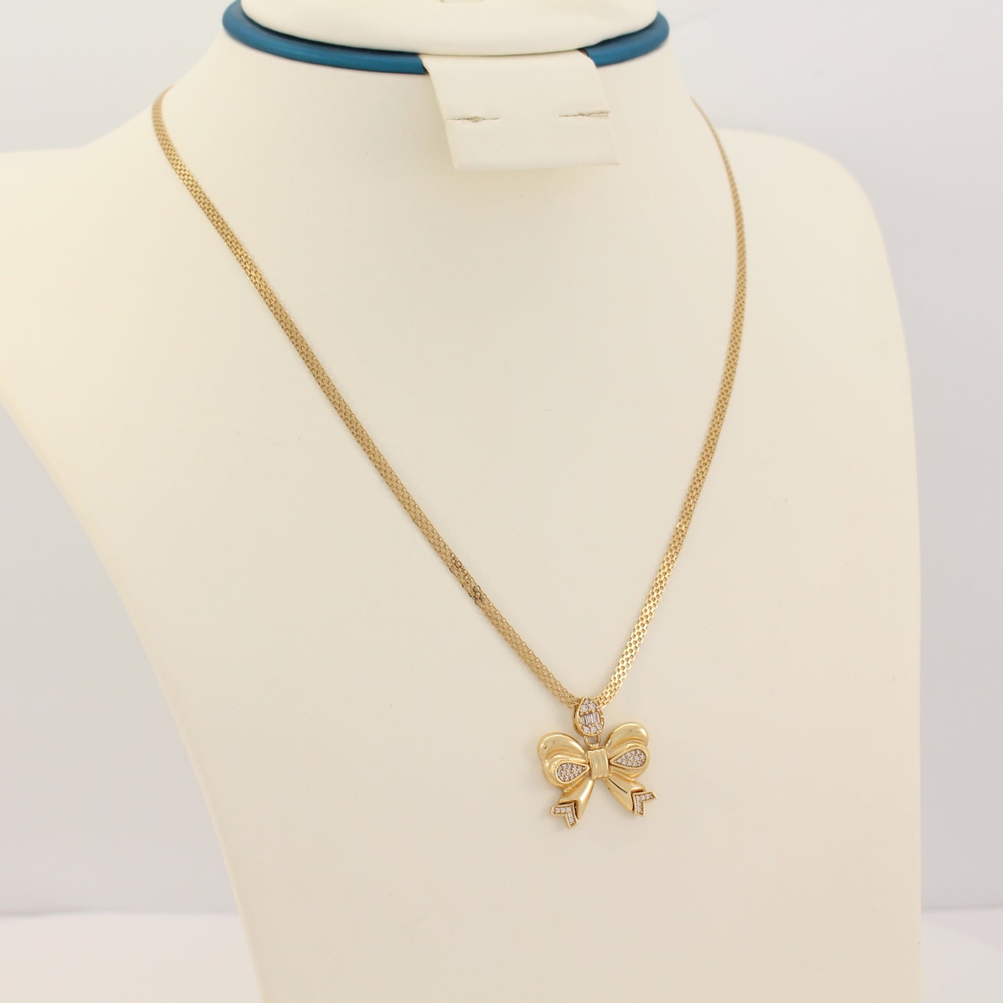 18K Bow Tie Necklace
