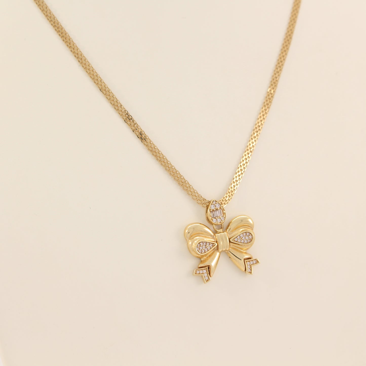 18K Bow Tie Necklace