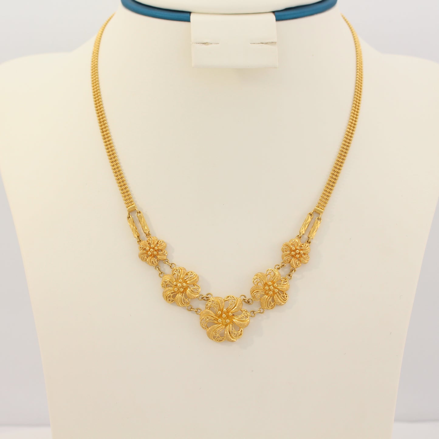 21K Gold Floral Necklace