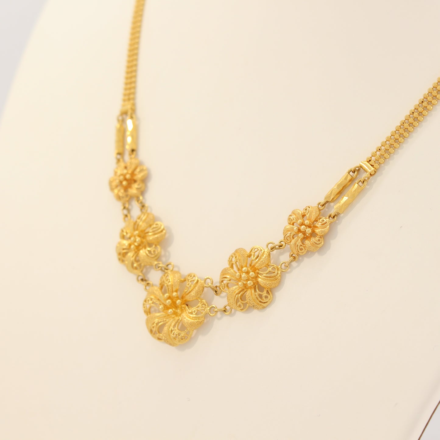 21K Gold Floral Necklace