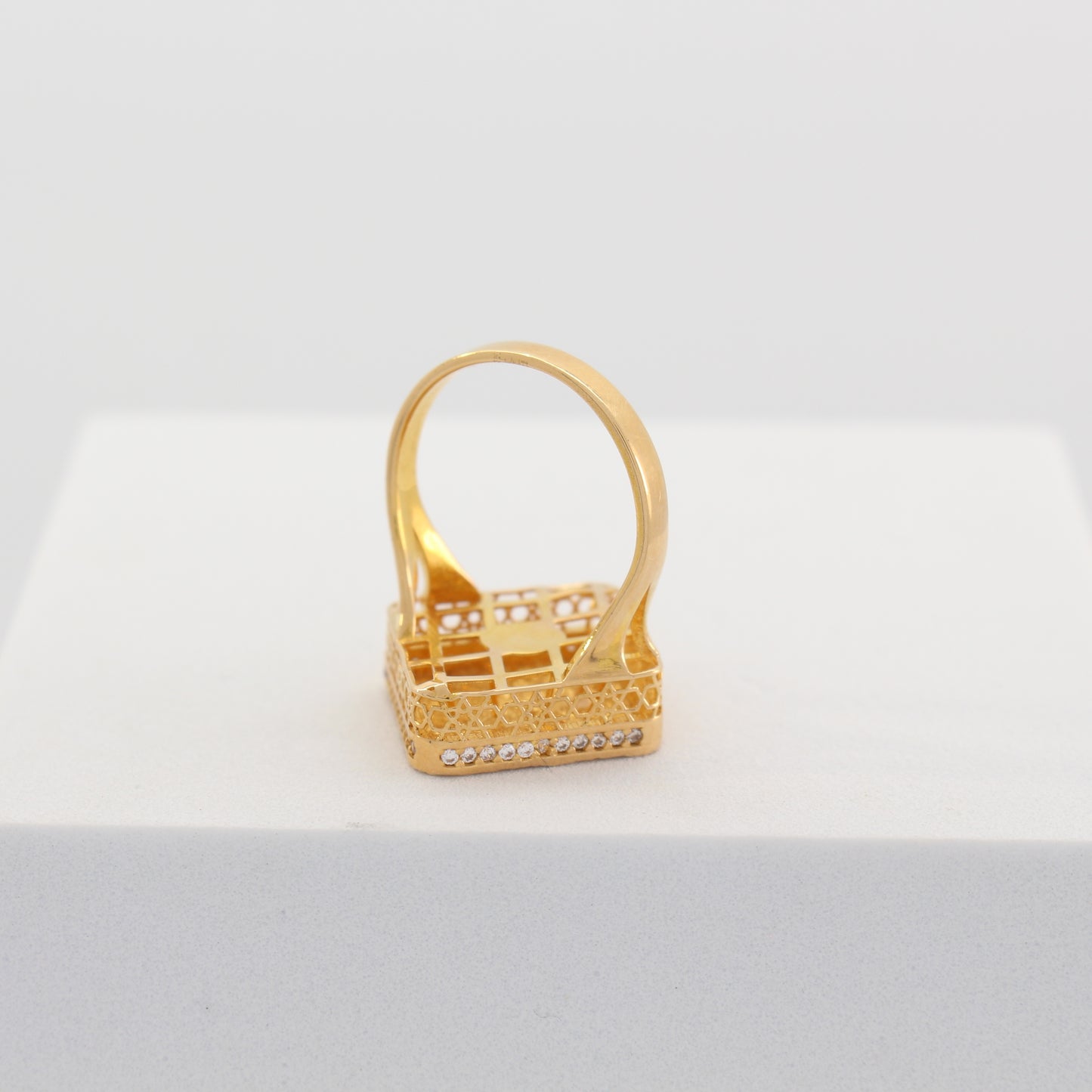 21K Gold Ring (Size 9)