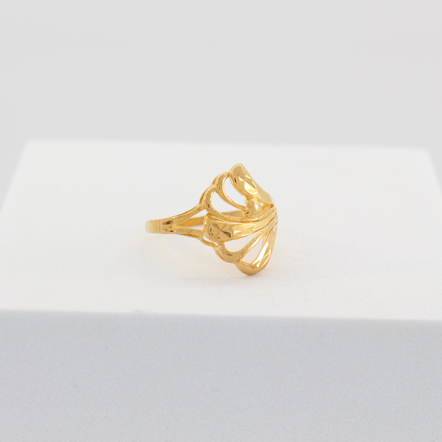 21K Gold Ring (Size 9.5)