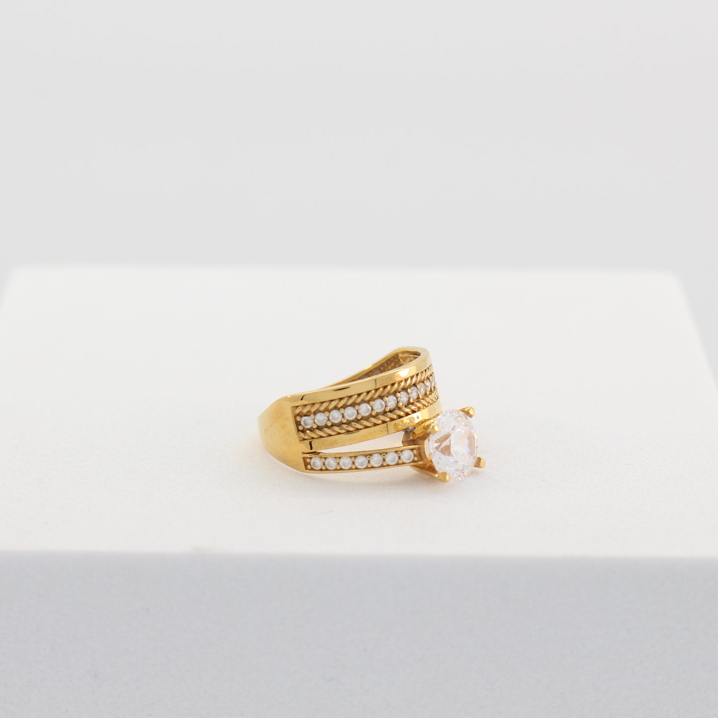 21K Gold Wedding Ring (Size 6.5)