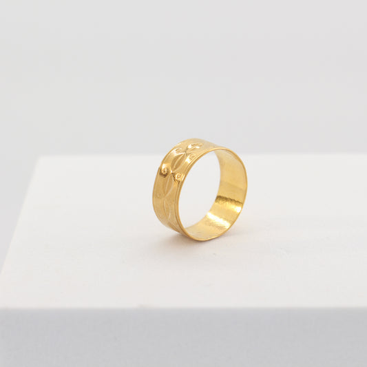 21K Gold Band (Size 7)