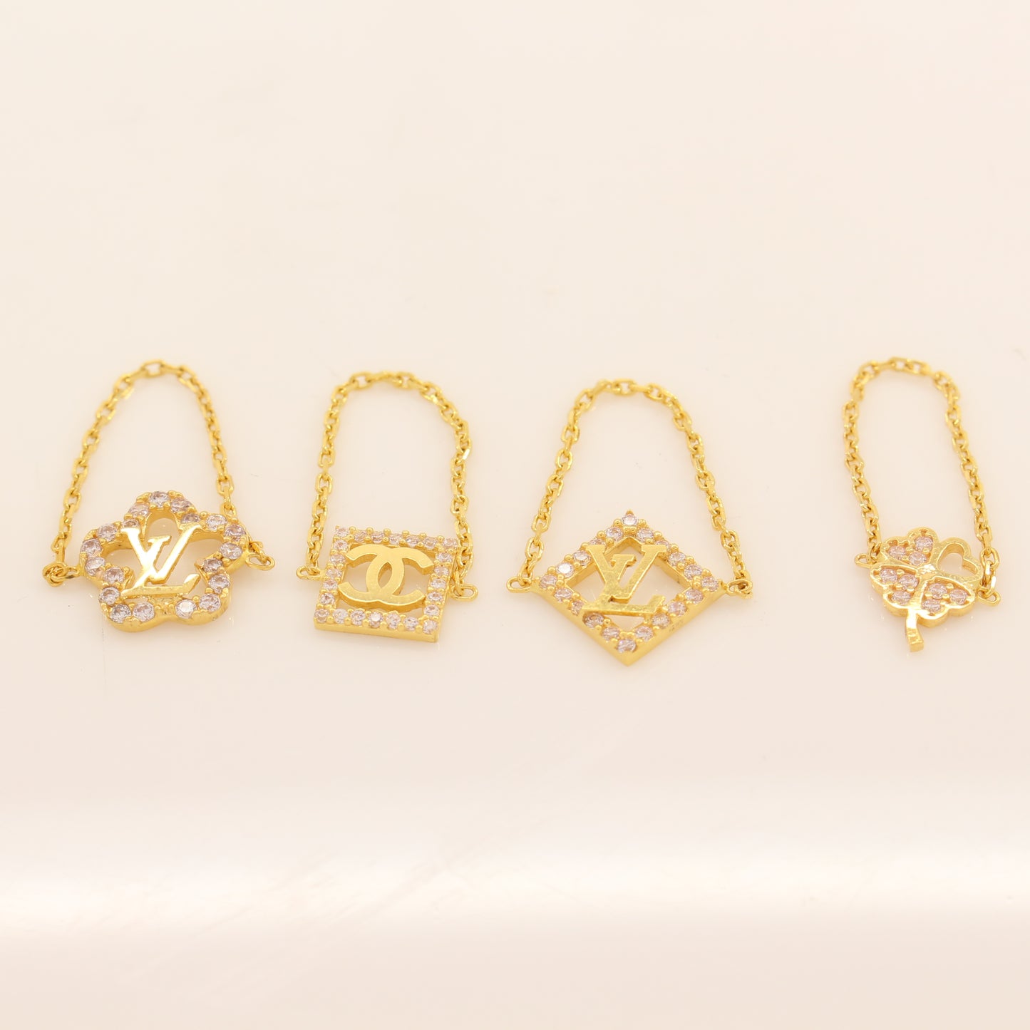 21K Gold Chain Rings Size 6